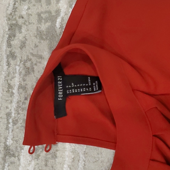 Top - Picture 3 of 5